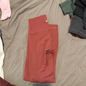 Lululemon wonder train 25in